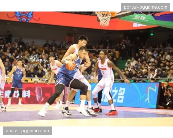 萨林杰右侧肌肉拉伤需休养 广东内线防守强度下降